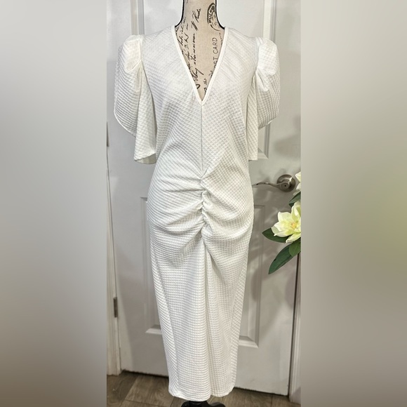 🏷️SHEIN Privé Plus Puff Sleeve Ruched Bodycon Dress - White, Curve XL - Picture 2 of 12